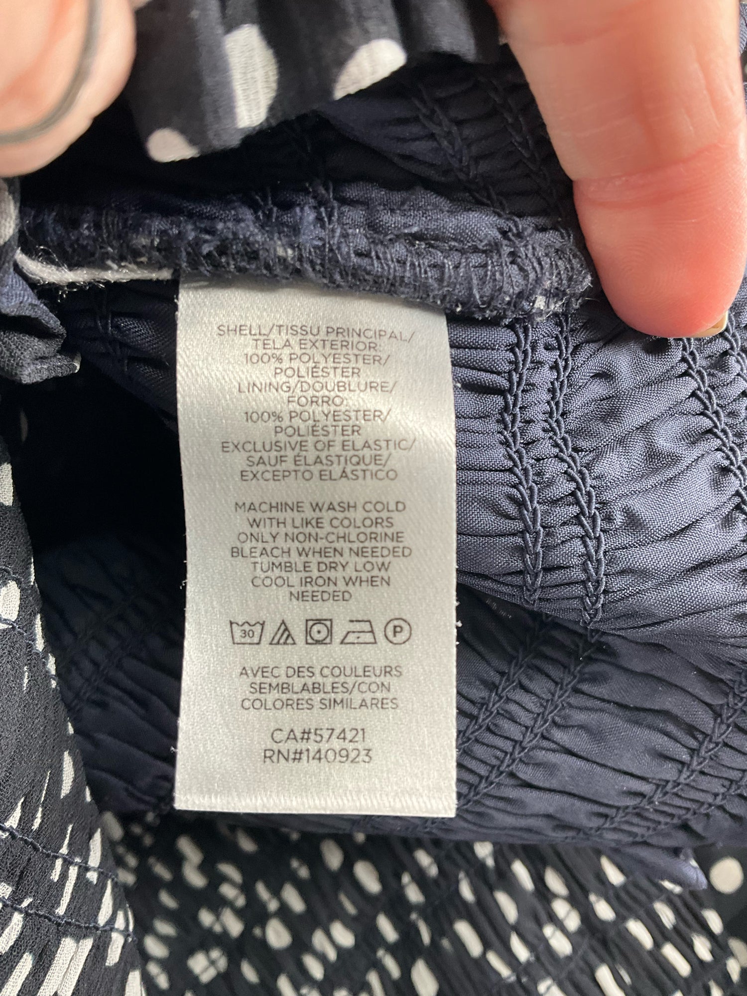 Ann Taylor Navy/White Print Pre-Owned Ladies Skirt - Size Large - Margaret’s Fine Consignment