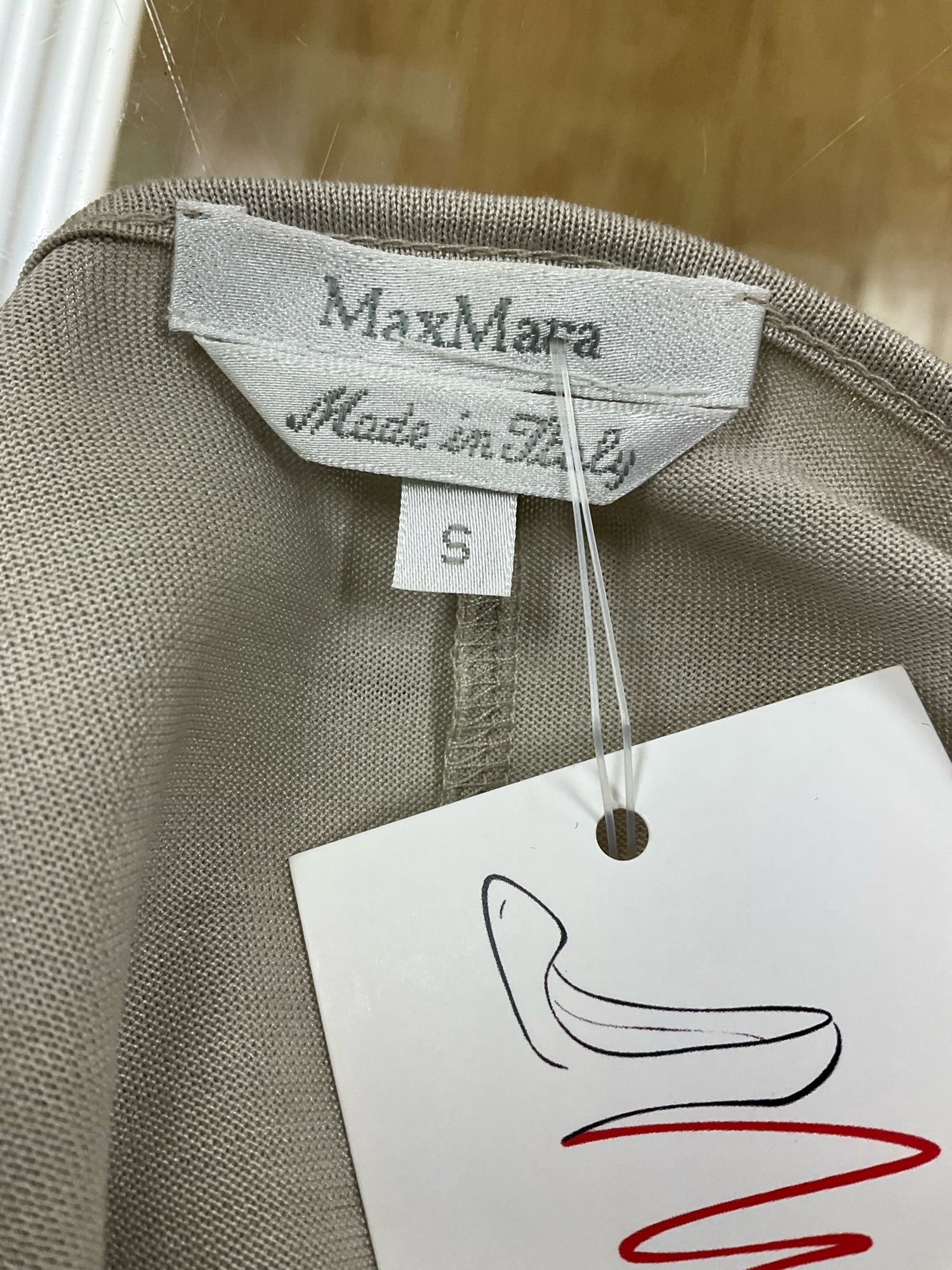 Max Mara Size S Tan Solid Pre-Owned Ladies Casual Top - ONLINE ONLY