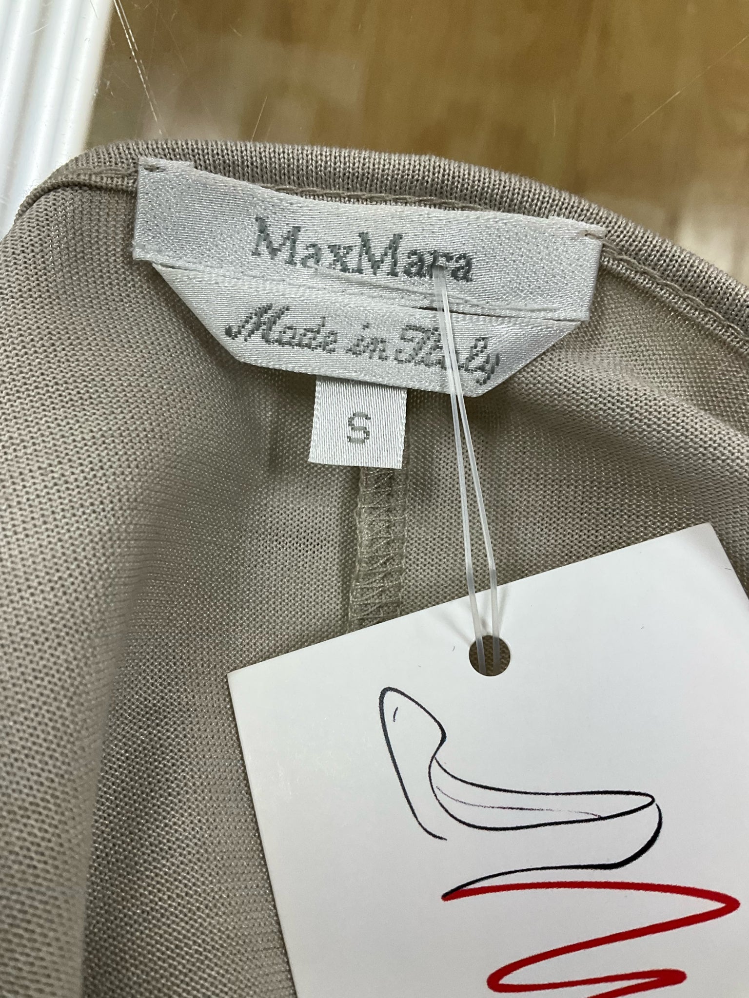 Max Mara Size S Tan Solid Pre-Owned Ladies Casual Top - ONLINE ONLY