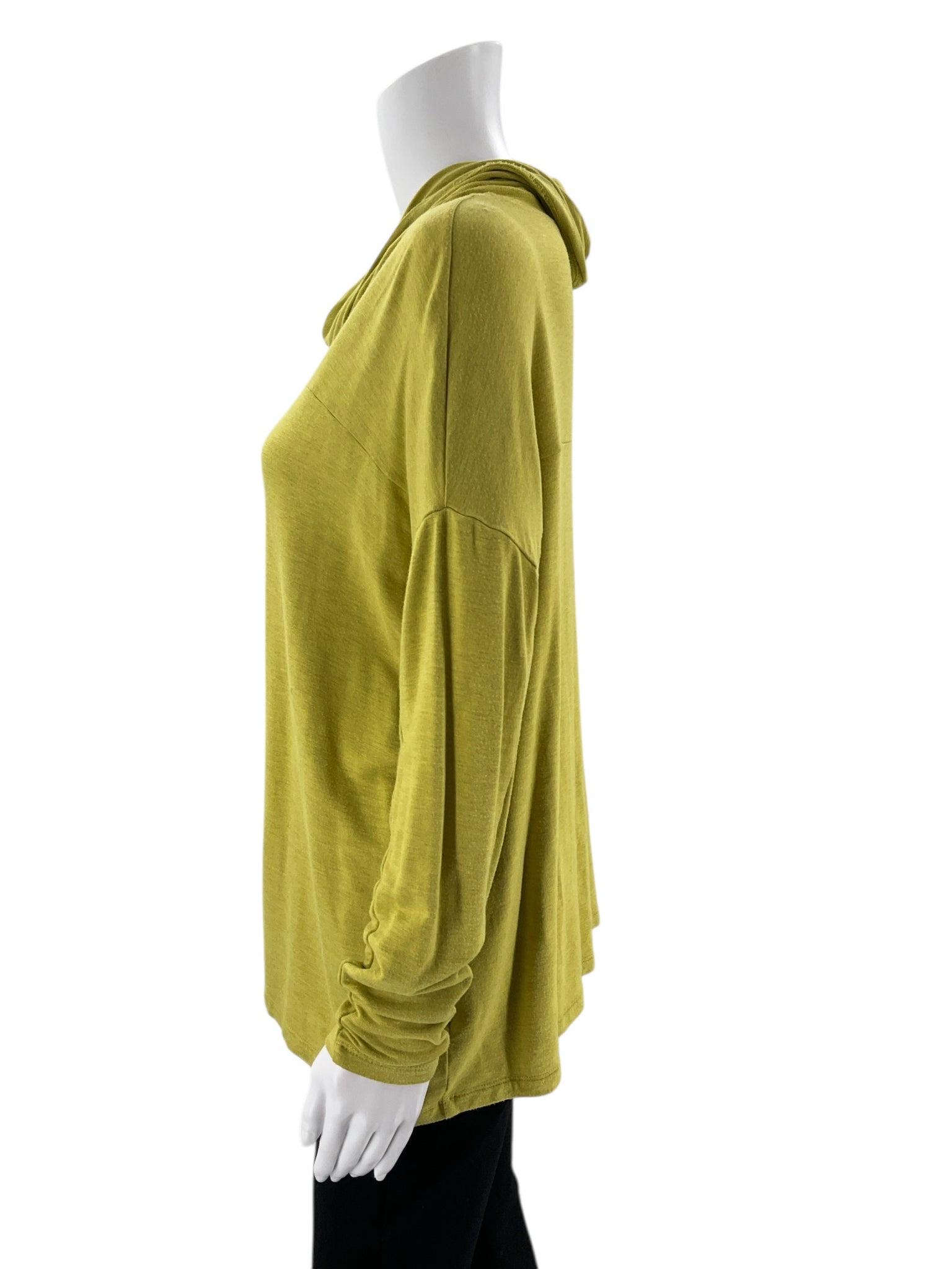 Cabi - pea green Solid Pre-Owned Ladies Casual Top - Size S