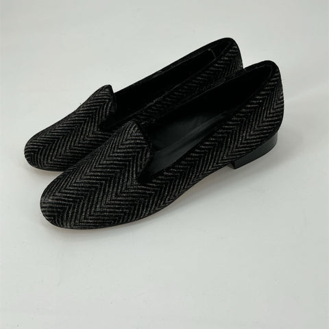 Van Eli Black/Gray Chevron Loafers Size 9