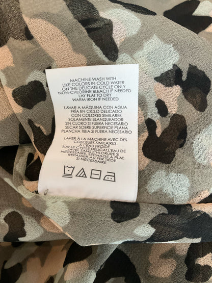 cabi Excursion Top Size S Green Camo Pleated Off Shoulder Blouse Style 5360