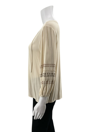 in studio Tan Solid Pre-Owned Ladies Casual Top - Size Medium Petite - Margaret’s Fine Consignment