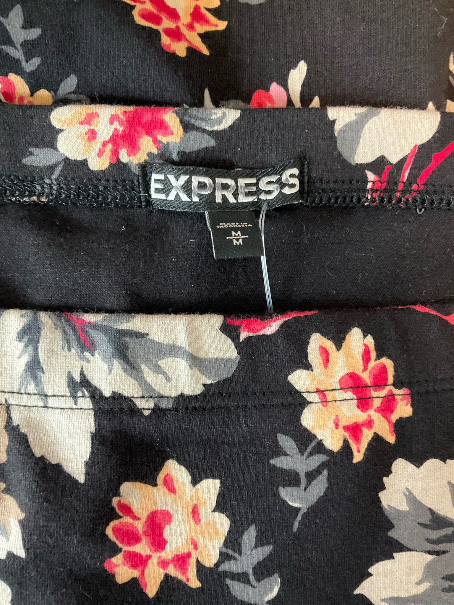 Express Black/Tan/Pink Skirt Black Pink Floral High-Waisted Pencil Midi Skirt Size Medium - Size M