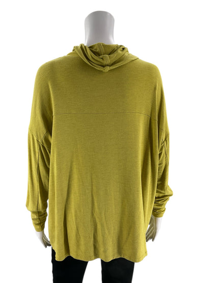 Cabi - pea green Solid Pre-Owned Ladies Casual Top - Size S