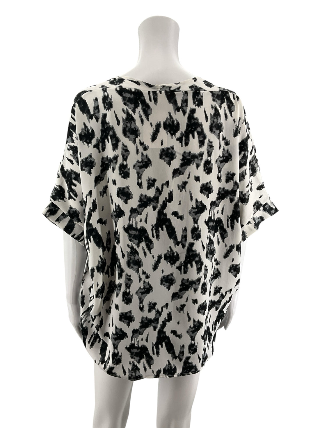 Jodifl Abstract Print V-Neck Dolman Sleeve Blouse Top Size Medium