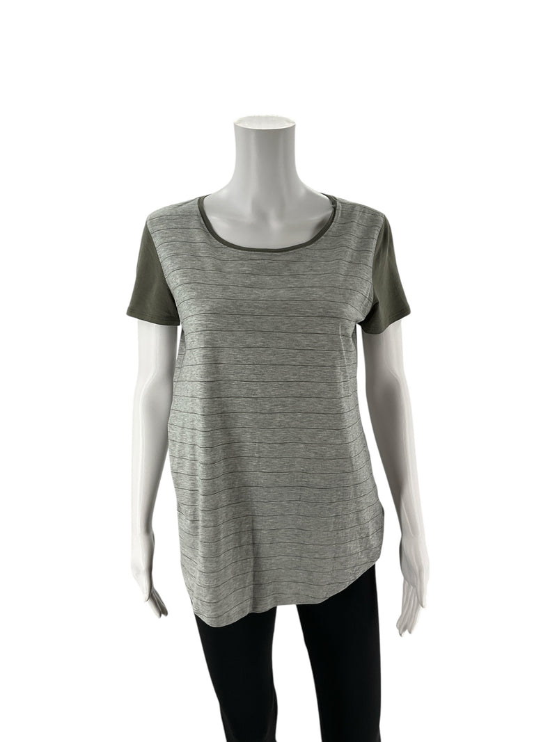 Lululemon Gray/Olive Stripe Pre-Owned Ladies Top - Size 6