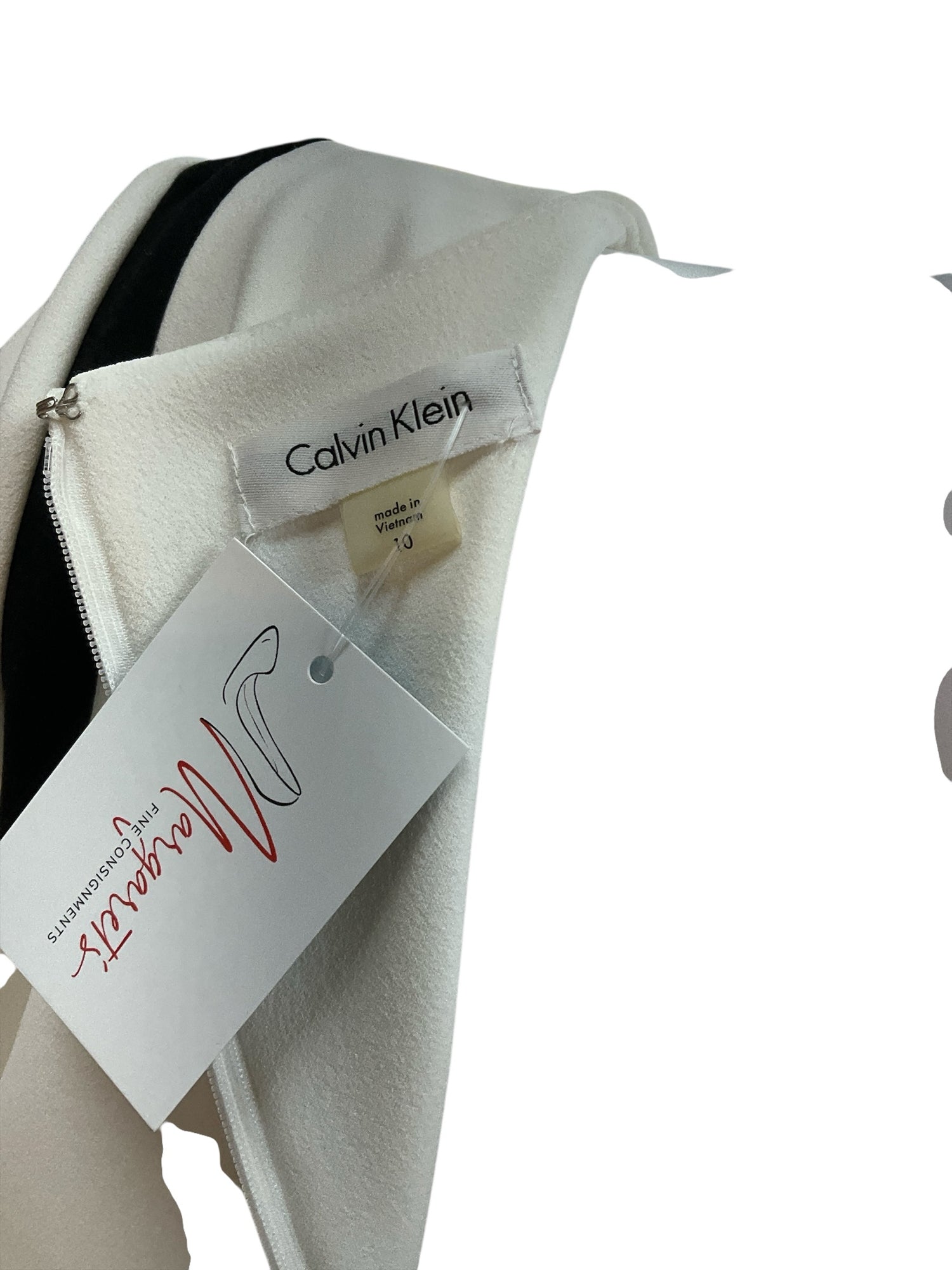 Calvin Klein White/Black Solid Pre-Owned Ladies Dress - Size 10