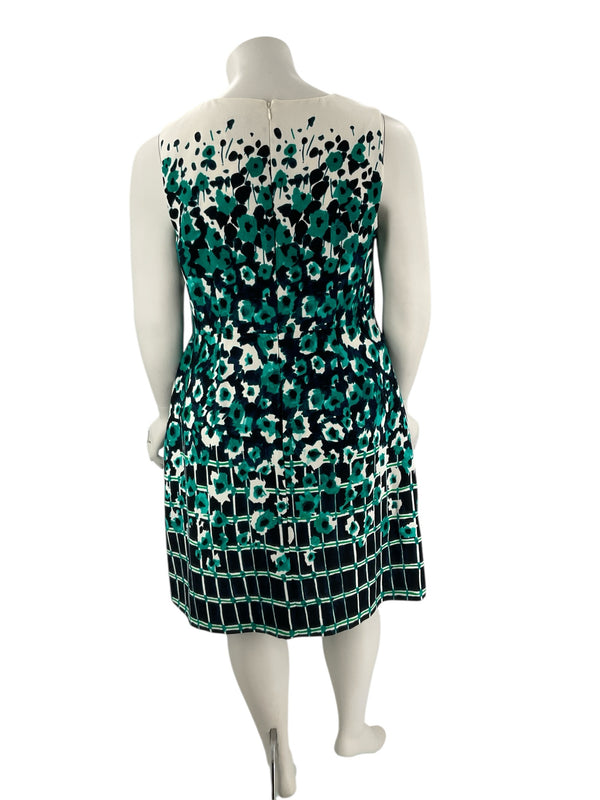 Adrianna Papell White/Green/Navy Floral Pre-Owned Ladies Dress - Size 18W - Margaret’s Fine Consignment
