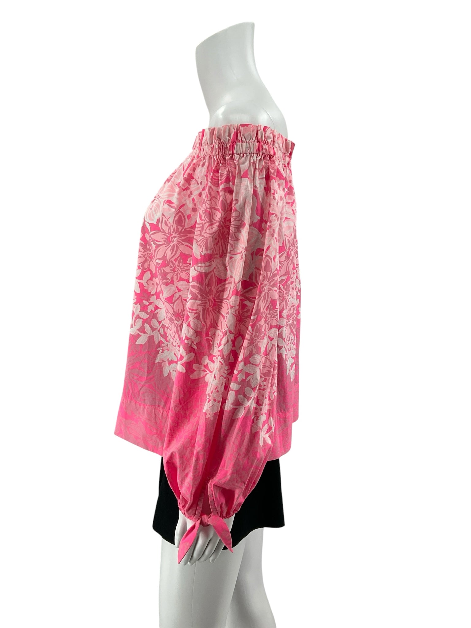 Lilly Pulitzer Size S pink/white Floral Pre-Owned Ladies Casual Top - Downstairs