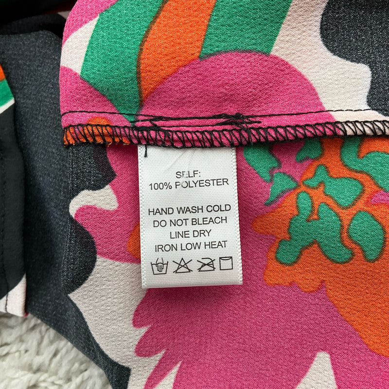 EE Some Black/Pink Floral Pre-Owned Ladies Top - Size Small - Margaret’s Fine Consignment