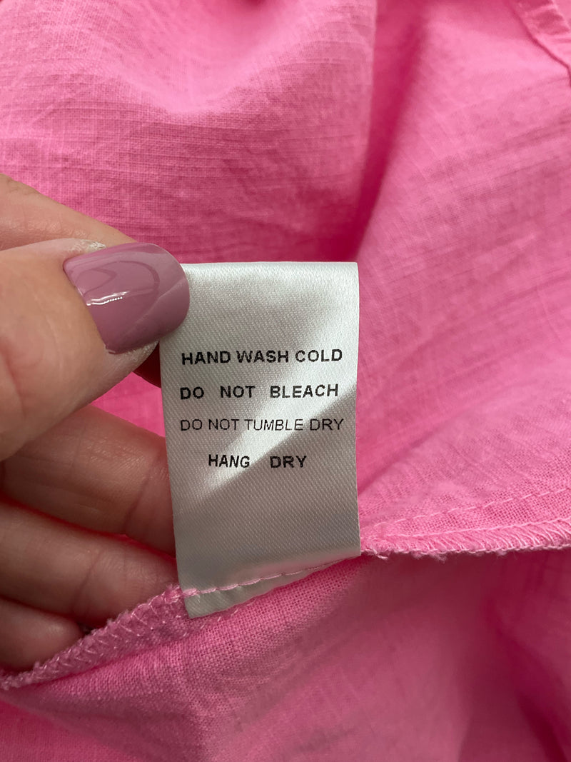 Day & Moon Pink Solid Pre-Owned Ladies Top - Size Small