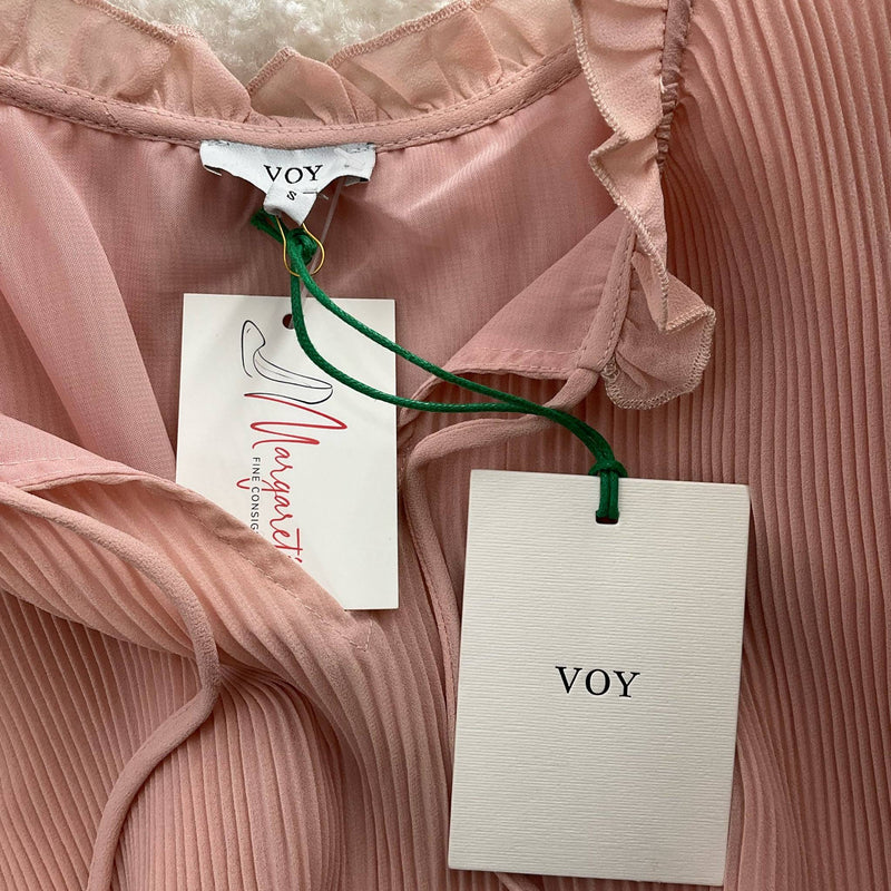 Voy Pink Ruffle Pink Solid Pre-Owned Ladies New with Tags Top - Size Small - Margaret’s Fine Consignment