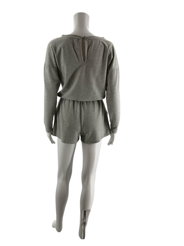 Le Lis Gray Heathered Pre-Owned Ladies Romper - Size Small