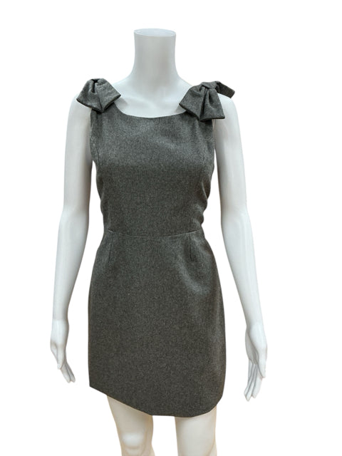 Monteau Gray Solid Pre-Owned Ladies Dress - Size Medium