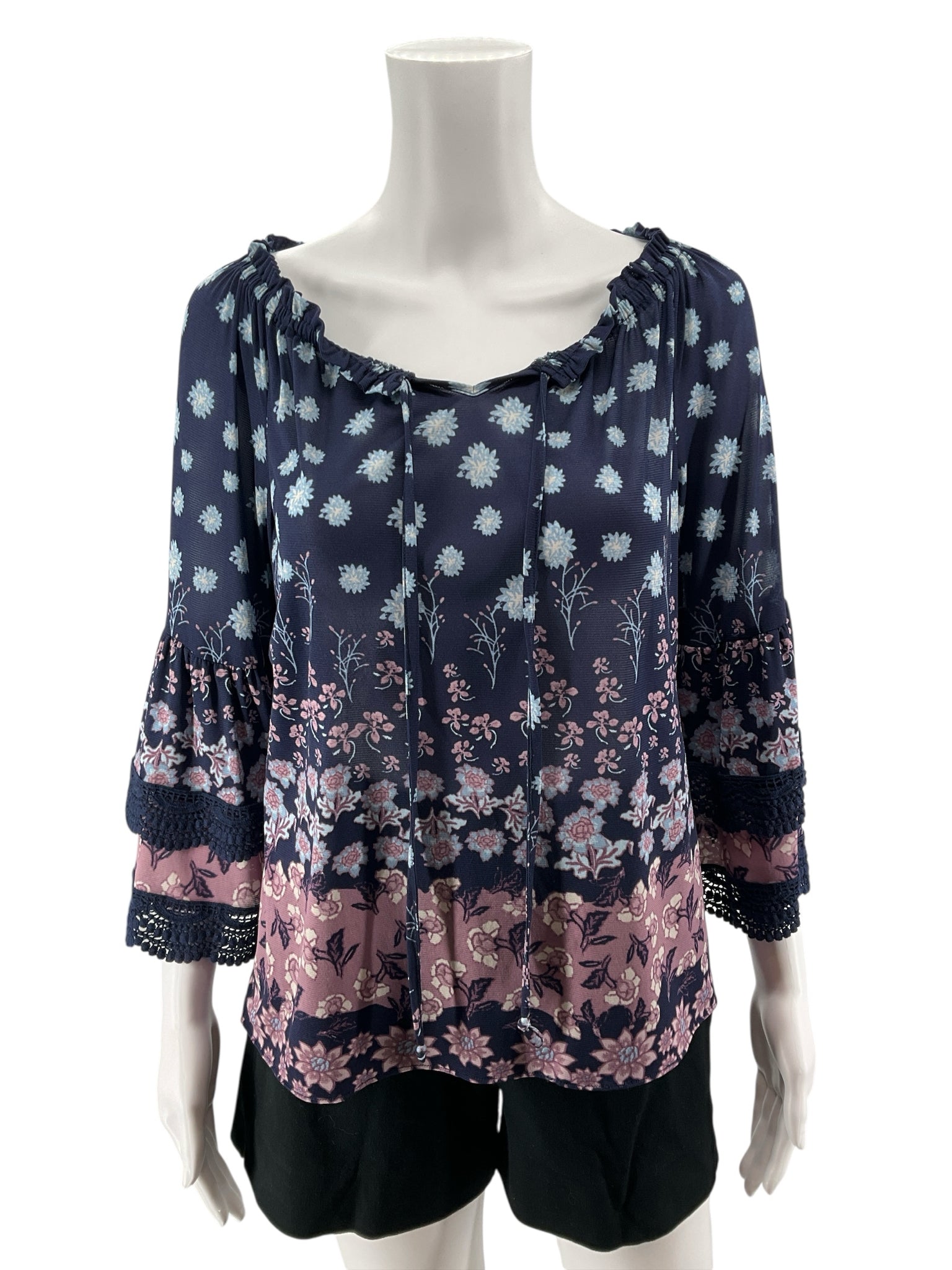 Style &amp; Co Petite Floral Bohemian Peasant Top with Lace Trim Size PM