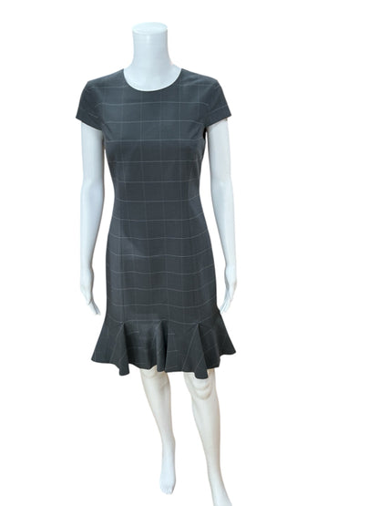 Banana Republic Gray/White Checkered Pre-Owned Ladies Dress - Size 2