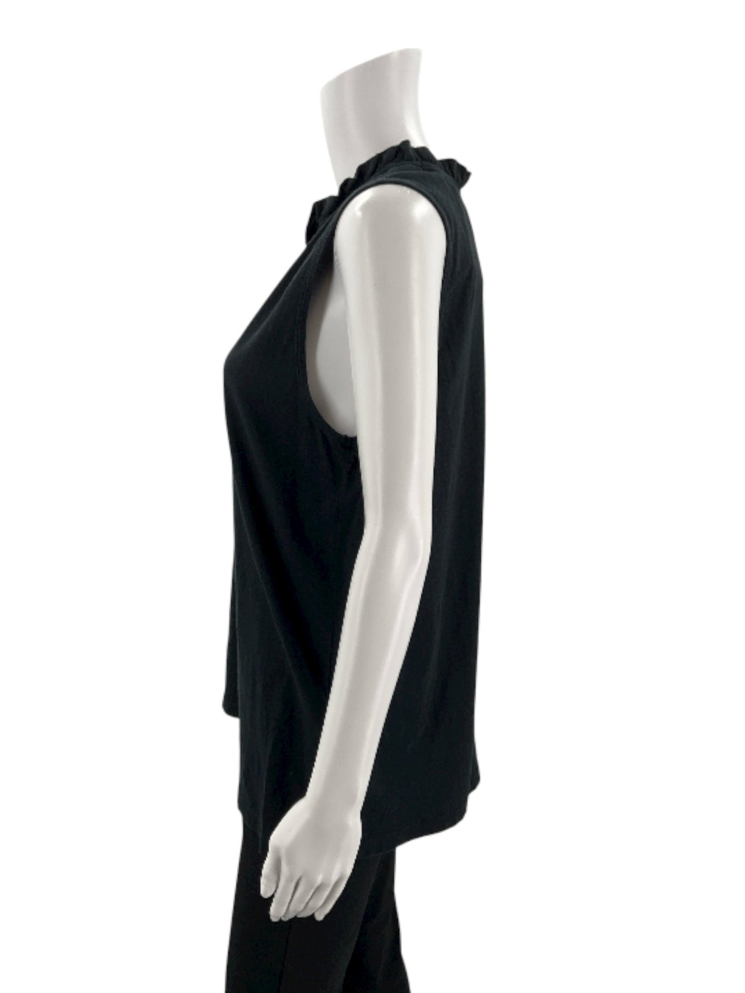 Pre-owned T.la black sleeveless tank top in size large, featuring a mock neck and casual bohemian style.