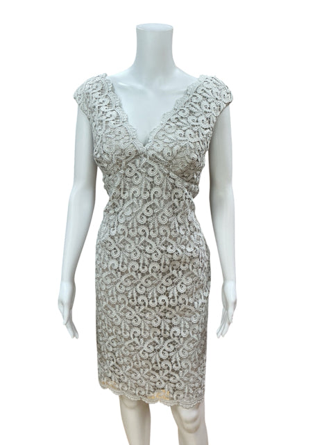 Marina NWT Metallic Lace Sheath Dress Silver Embroidered Cocktail Party Size 8