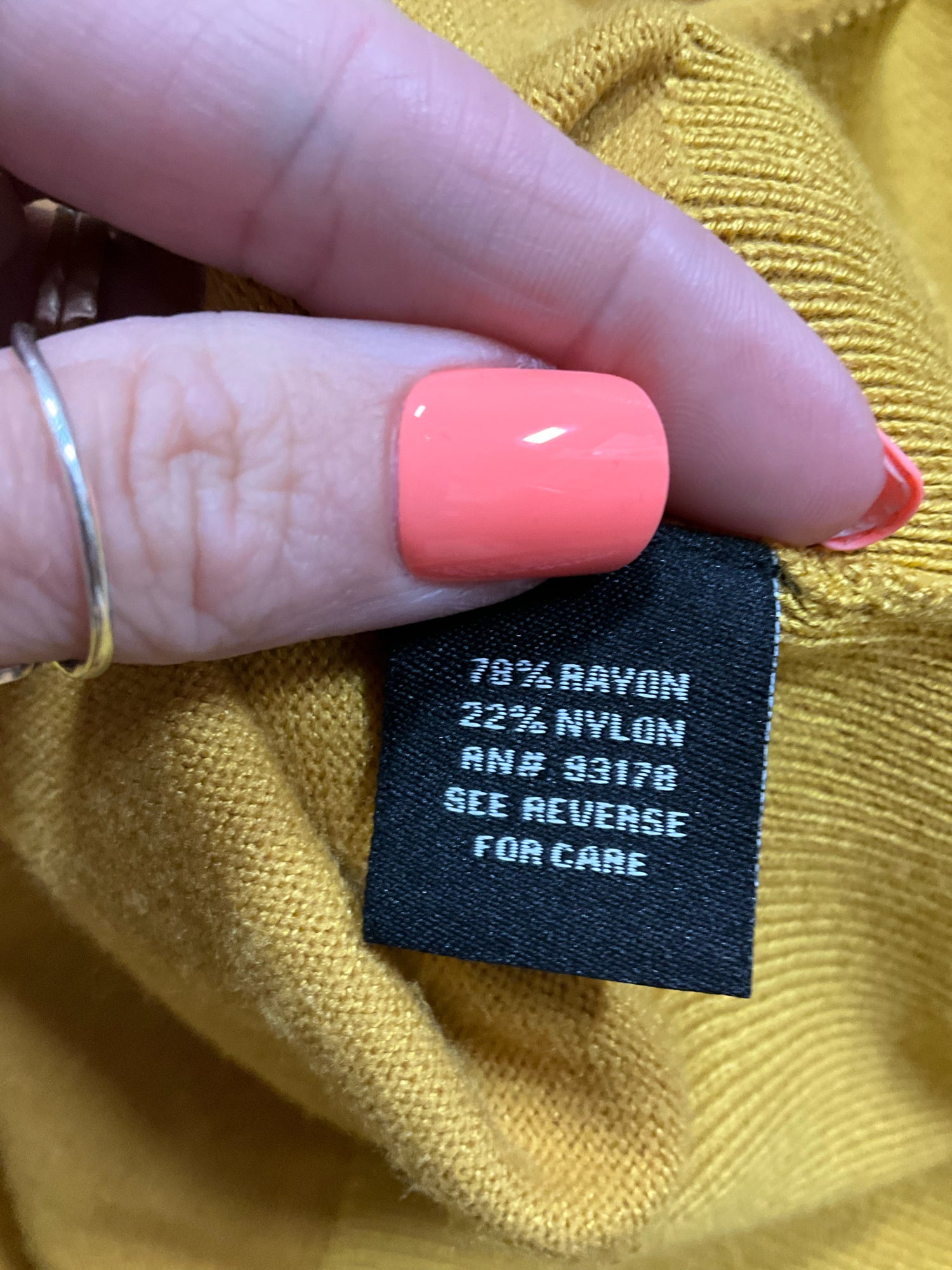 Premise Mustard Yellow Snap Front Cardigan Sweater | Size Medium