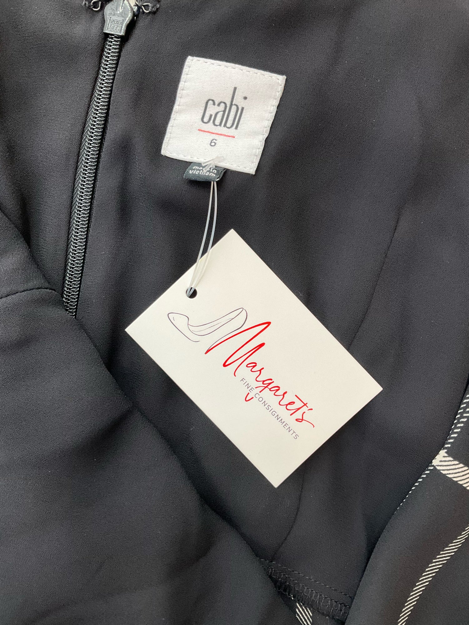 Cabi Black/Cream Print Pre-Owned Ladies Top -  Size 6