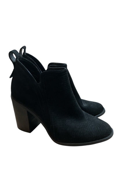 Madden Girl Black Suede Pre-Owned Ladies Booties - Size 8 - Margaret’s Fine Consignment