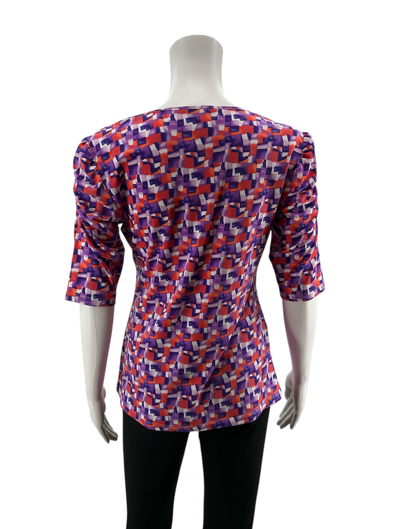Doncaster purple/red/white Short Sleeve Geometric Print Ruched Sleeve Top Size Small Red Purple White Stretch Jersey - Size S