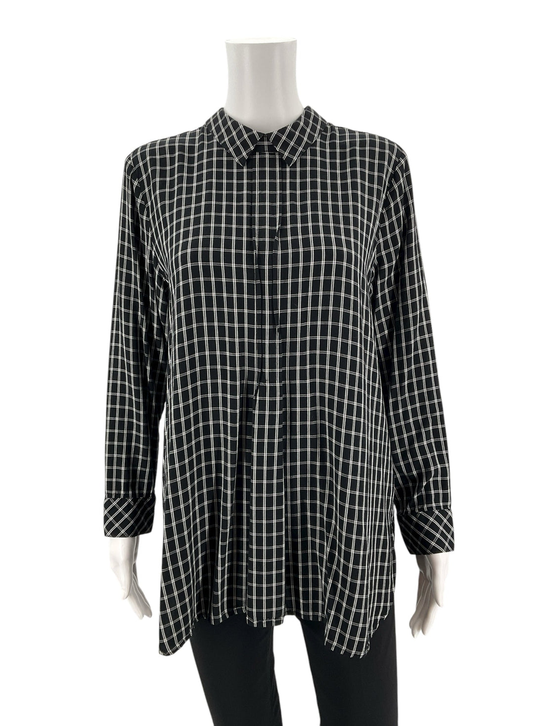 J Jill Black/White Print Pre-Owned Ladies Top -Size Medium - Margaret’s Fine Consignment