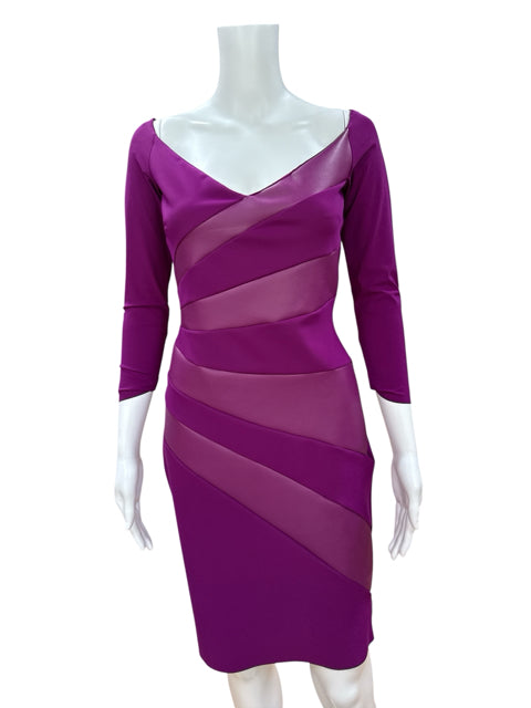 Pre-owned Chiara Boni fuchsia sheath dress with V-neckline and mesh paneling, size medium, perfect for formal or evening wear.