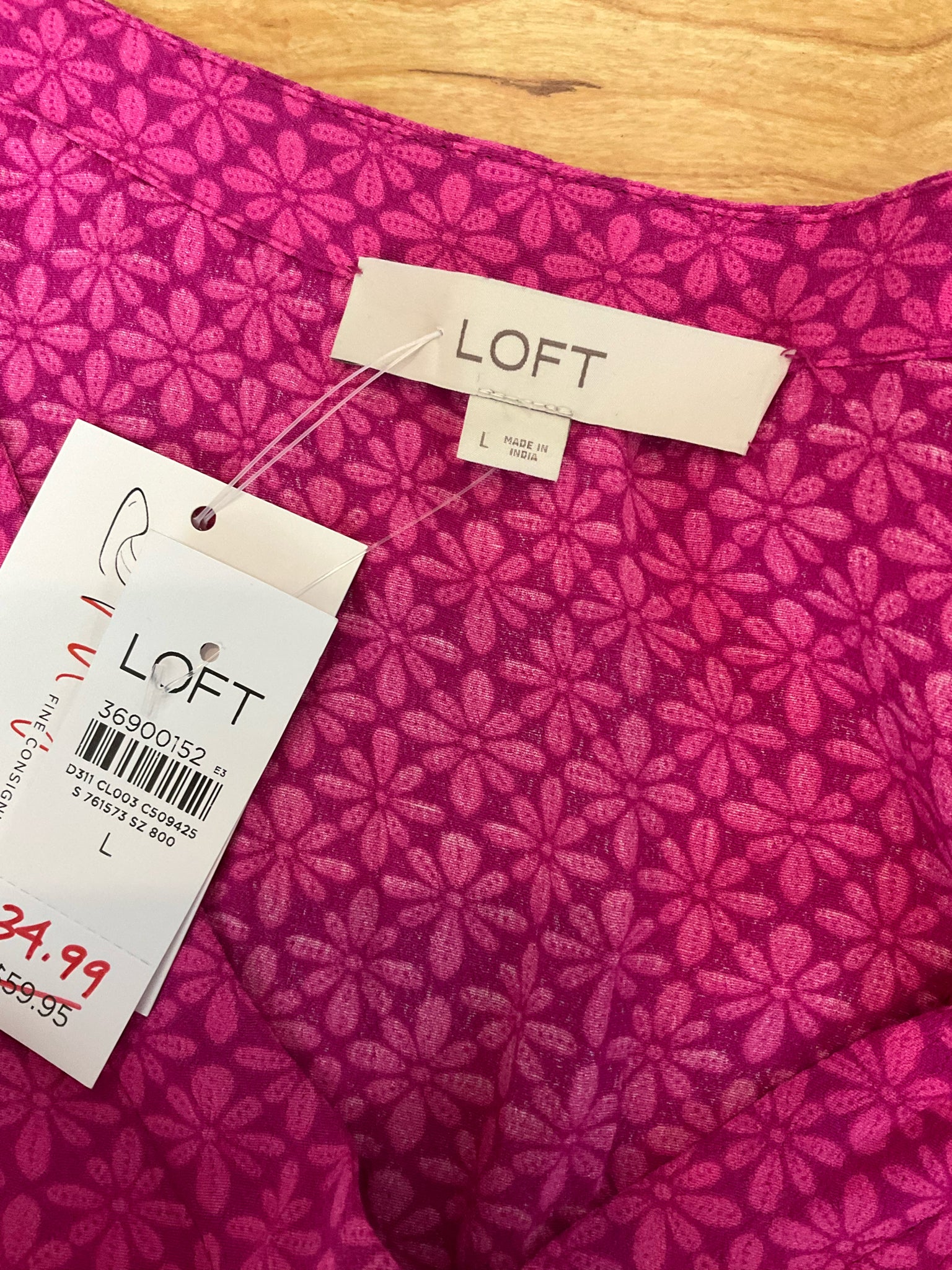 loft Size L pink/fuschia Floral Pre-Owned Ladies Casual Top - Downstairs