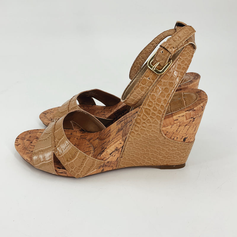 Bandolino Tan Solid Pre-Owned Ladies Wedge Sandals - Size 9 - Margaret’s Fine Consignment