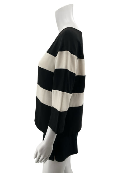 Ann Taylor Size M black/white colorblock Pre-Owned Casual Top - Downstairs