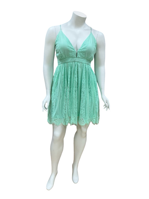 Southern Fried Chics Size XXL seafoam green Lace Dress