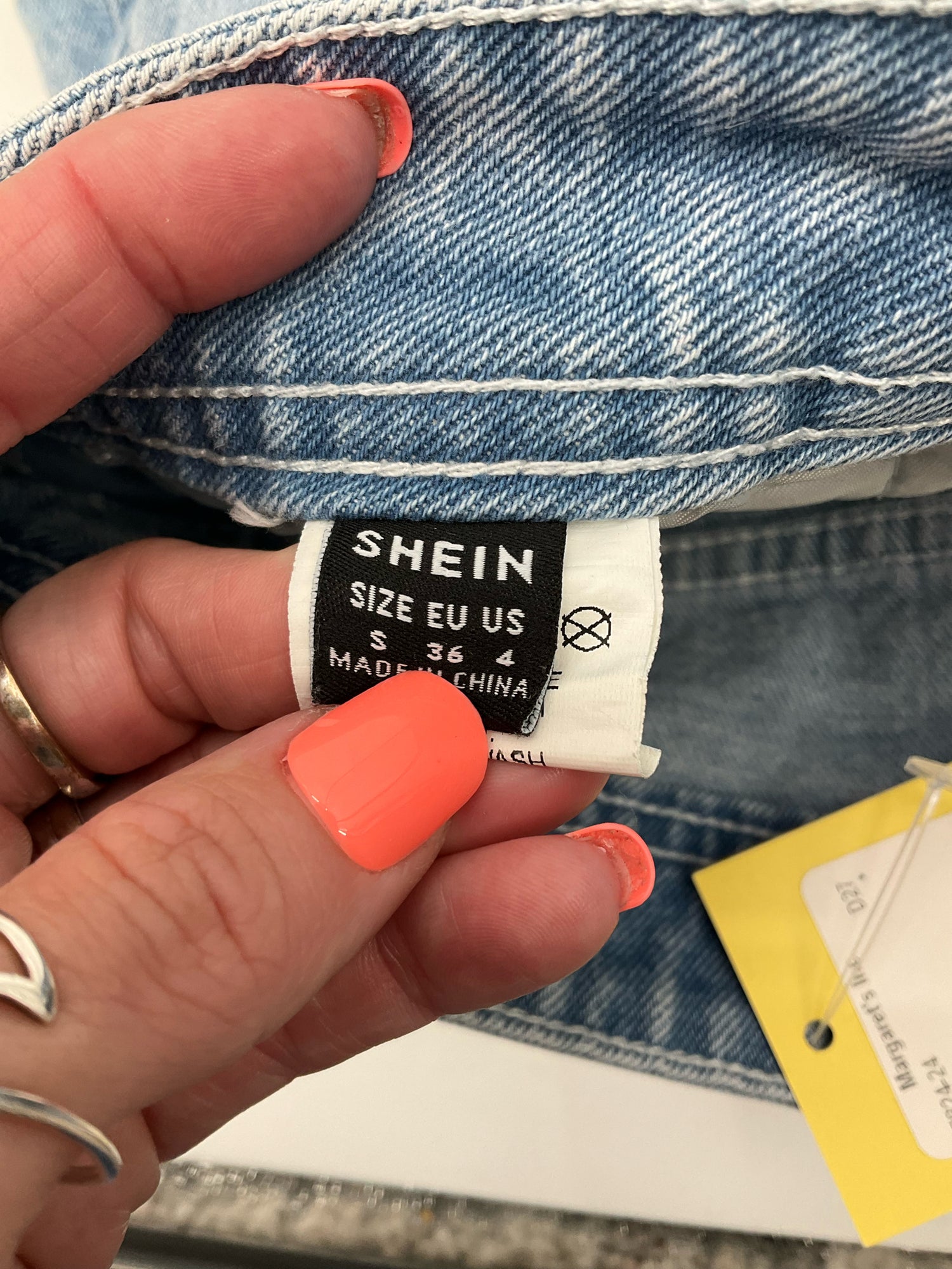 Shein Blue Shorts Size 4 Blue Cargo Shorts - Size 4