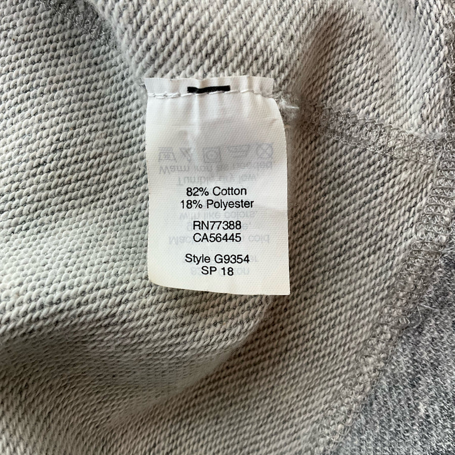 Gray heathered J.Crew pre-owned ladies dress in size XS, showcasing a classic design and soft fabric texture.