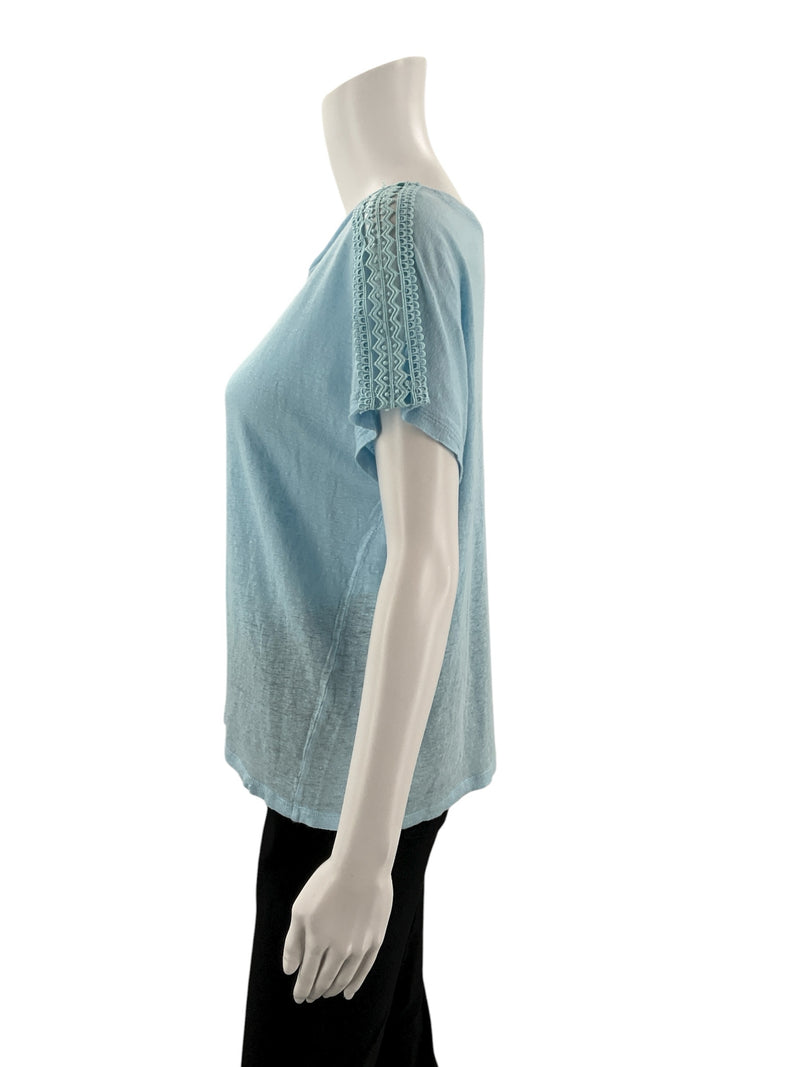 Ann Taylor Light Blue Solid Pre-Owned Ladies Top - Size Large