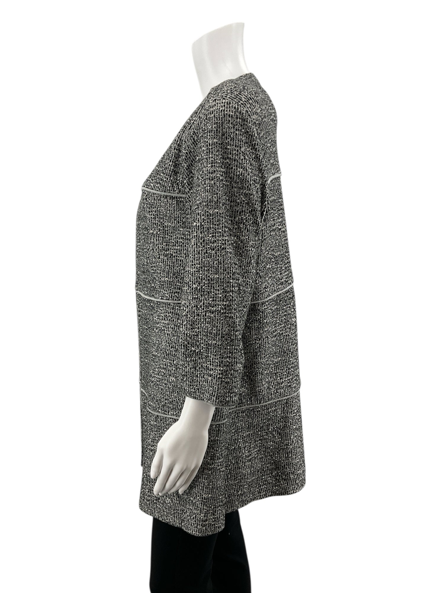 Cabi Black/White Solid Pre-Owned Ladies Jacket - Size Medium