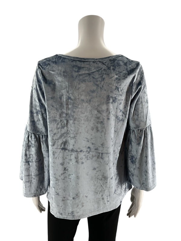 Caution To The WindBlue Velvet Pre-Owned Ladies Top - Size Medium