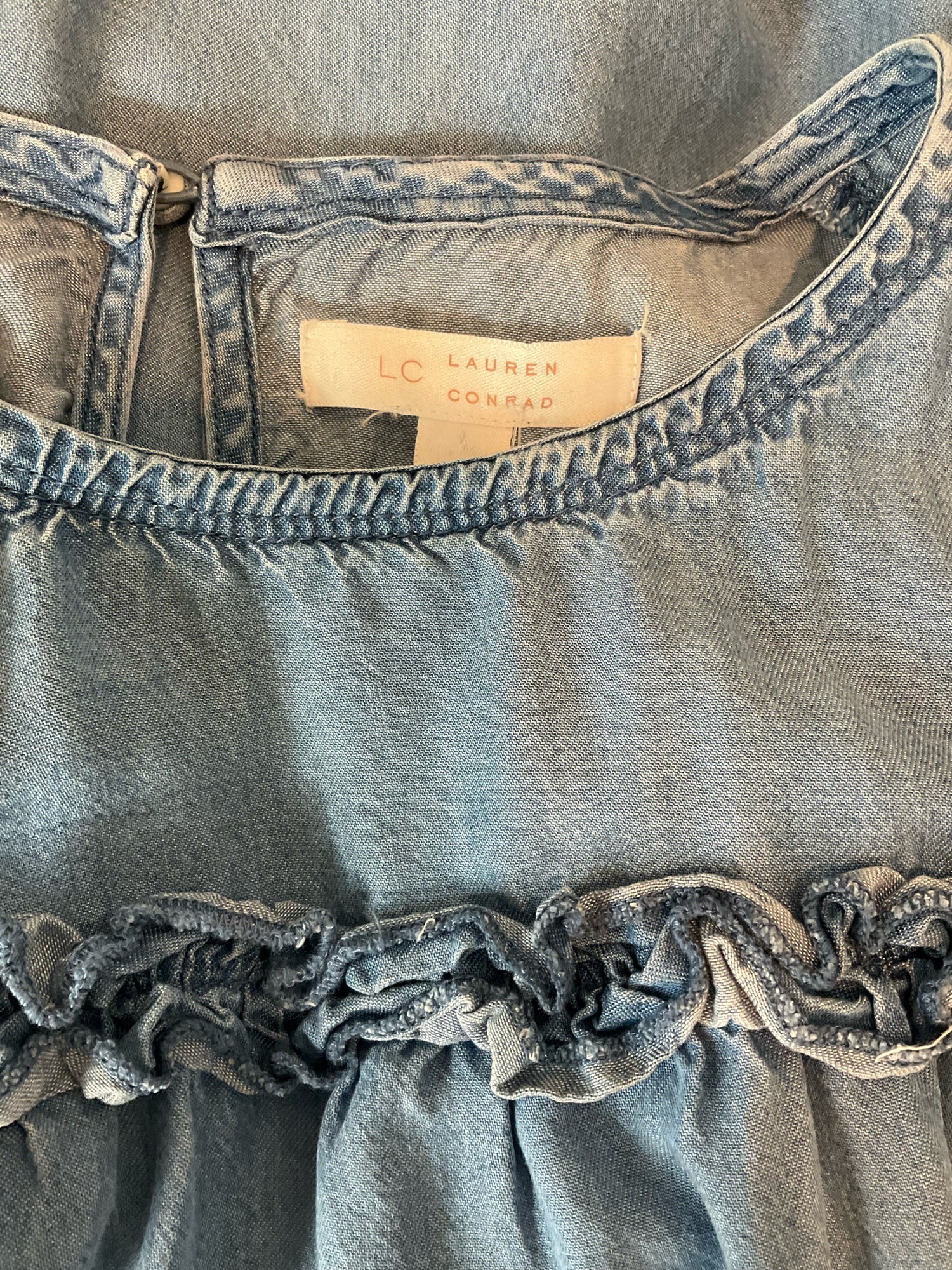 LC Lauren Conrad Blue Shift Chambray Ruffle Cold-Shoulder Dress Size Small - Size S