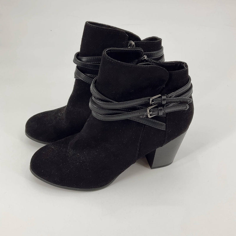 Massini Booties Size 7.5 - Margaret’s Fine Consignment