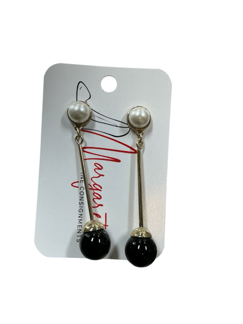 No Brand gold/black pearl Earrings