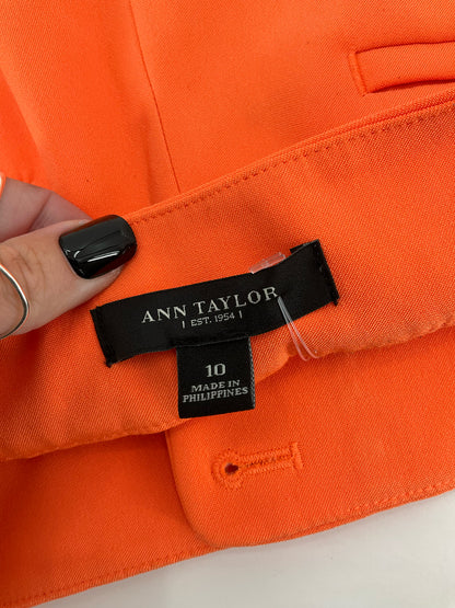 Ann Taylor Orange Pleated City Shorts Size 10 - ONLINE ONLY