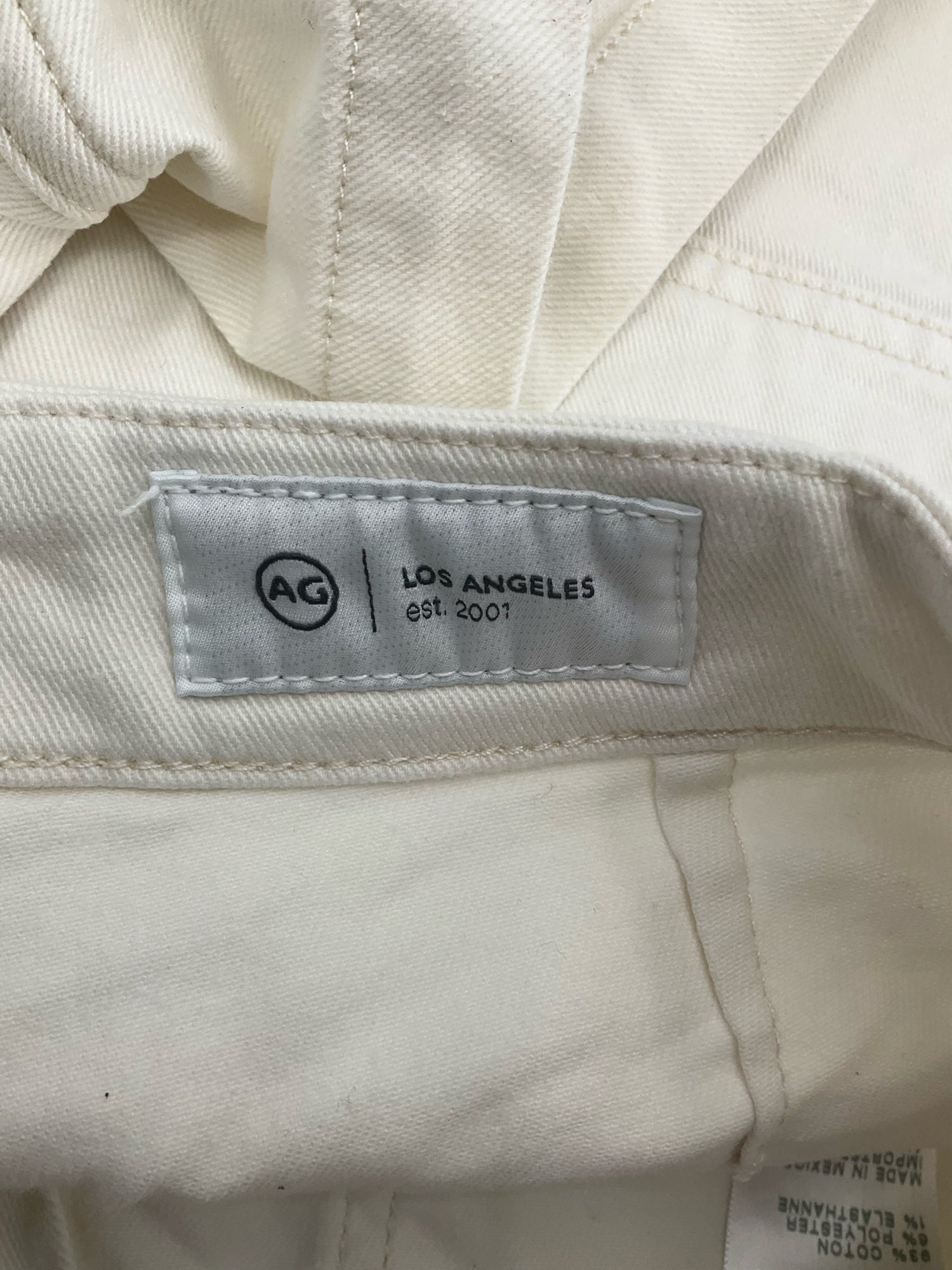 AG Adriano Goldschmied The Walker Short White Cotton Blend Size 6 / 28