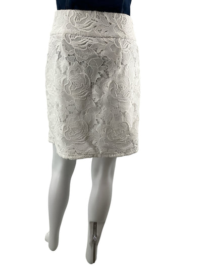 INC Size 8 White Embroidered Pre-Owned Ladies Skirt
