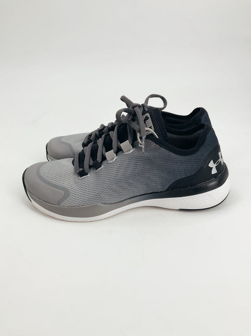 Under Armour Black/Gray Ombre Shoes - Size 7