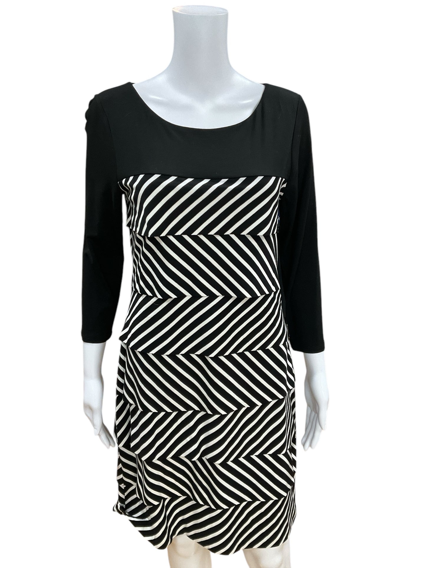 White House Black Market White/Black Ruffle Dress Size M - front view