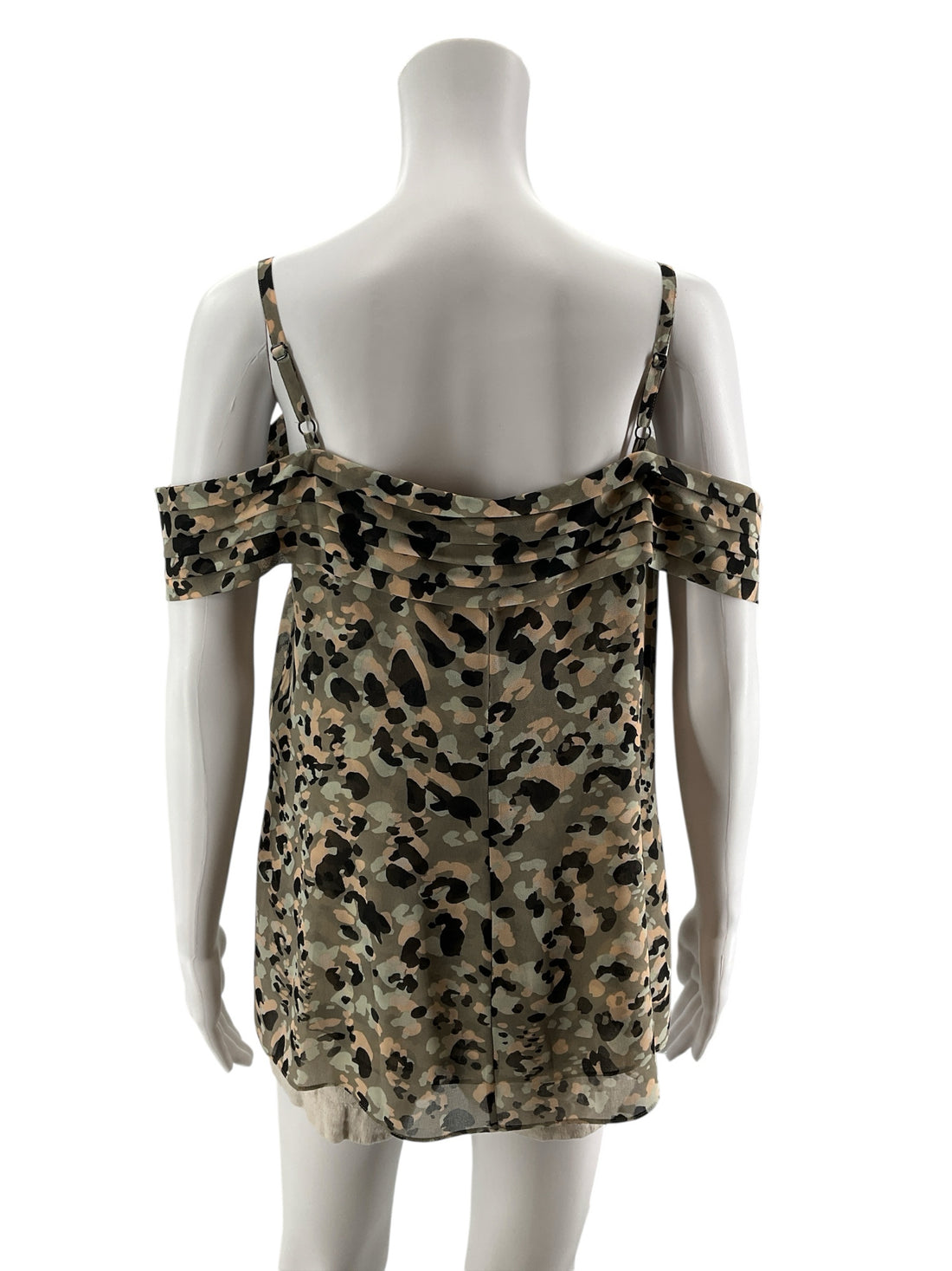 cabi Excursion Top Size S Green Camo Pleated Off Shoulder Blouse Style 5360