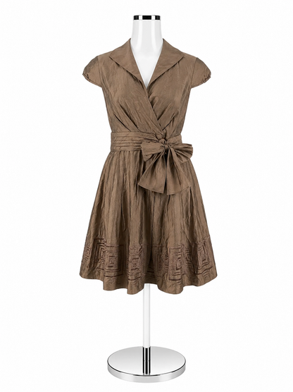 Adrianna Papell Size 8 Taupe Solid Pre-Owned Ladies Dress