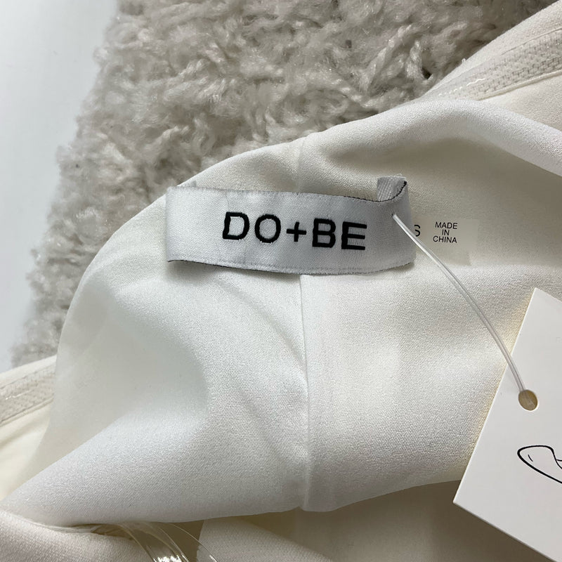 Do & Be White Solid Ladies Pre-Owned Dress - Size Small - Margaret’s Fine Consignment