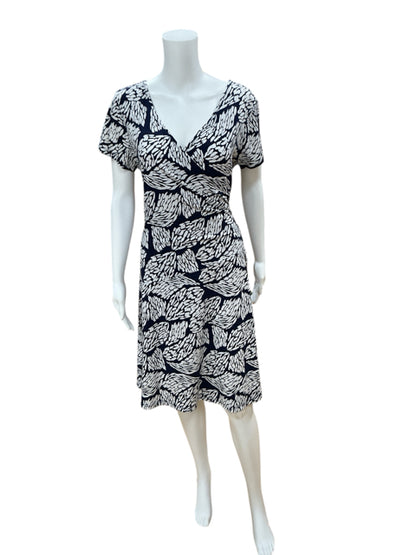 JM Collection White/Navy Print Pre-Owned Ladies Dress - Size 14